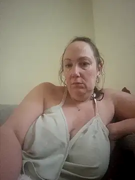 Wisie Cutie online show from 2, 3, 2025