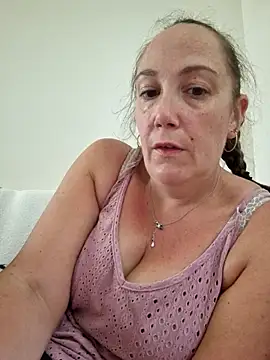 Wisie Cutie online show from 11, 9, 2025