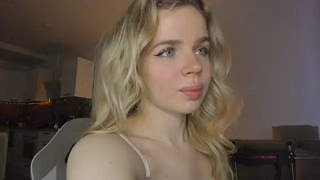 lit asella online show from 17, 12, 2024