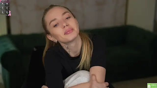 Snapshot of Kisasolo chatting on 1, 3, 2025 Kisasolo online show from 1, 3, 2025