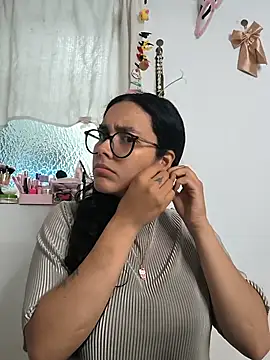 Annya-sweet online show from 20, 5, 2026