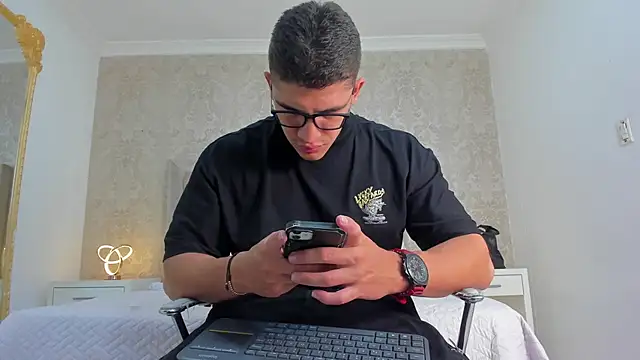 Snapshot of JeffDaltton chatting on 8, 2, 2025 JeffDaltton online show from 8, 2, 2025