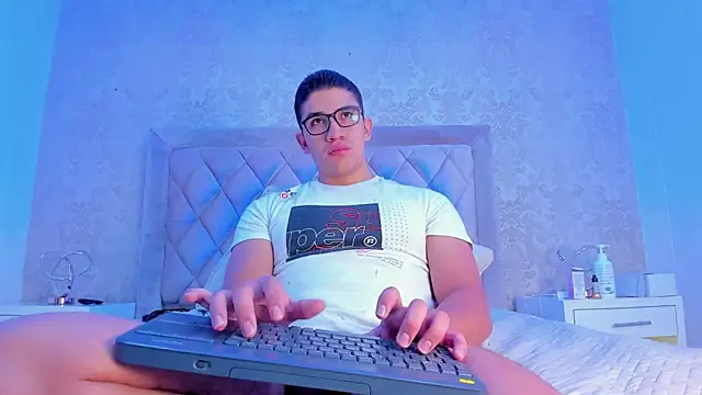 Snapshot of JeffDaltton chatting on 16, 2, 2025 JeffDaltton online show from 16, 2, 2025