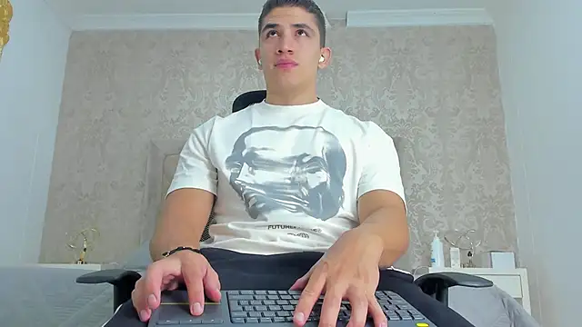 Snapshot of JeffDaltton chatting on 3, 3, 2025 JeffDaltton online show from 3, 3, 2025