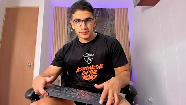 Snapshot of JeffDaltton chatting on 12, 9, 2025 JeffDaltton online show from 12, 9, 2025