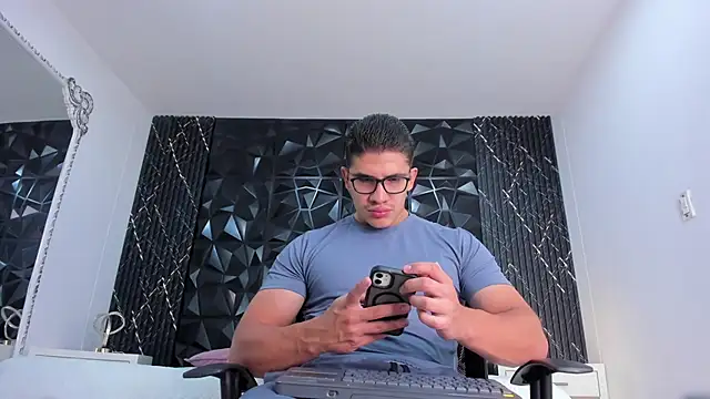 Snapshot of JeffDaltton chatting on 15, 10, 2025 JeffDaltton online show from 15, 10, 2025