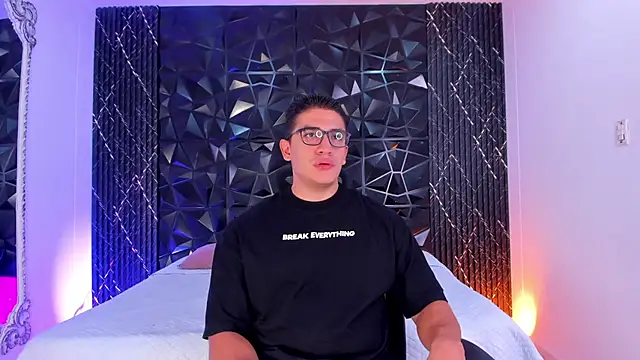 Snapshot of JeffDaltton chatting on 17, 10, 2025 JeffDaltton online show from 17, 10, 2025