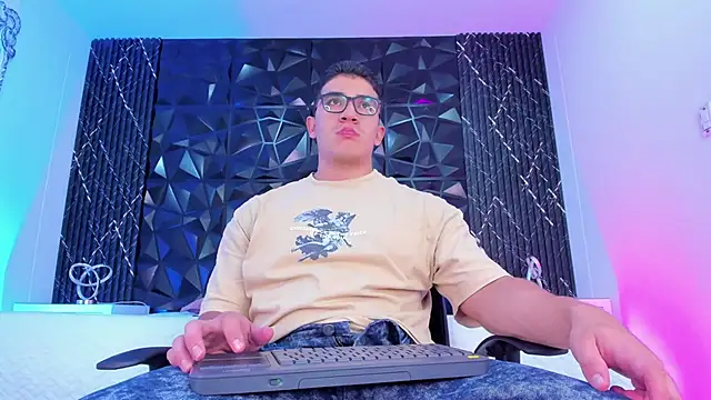 Snapshot of JeffDaltton chatting on 25, 10, 2025 JeffDaltton online show from 25, 10, 2025