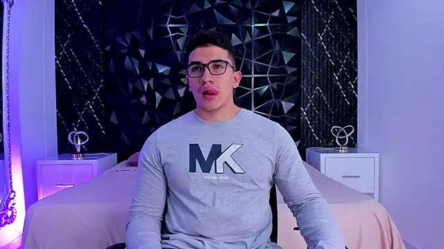 Snapshot of JeffDaltton chatting on 10, 11, 2025 JeffDaltton online show from 10, 11, 2025