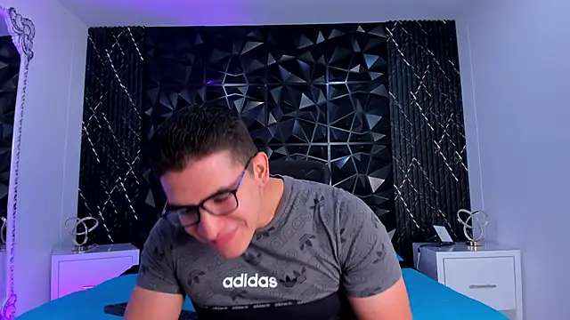 Snapshot of JeffDaltton chatting on 19, 11, 2025 JeffDaltton online show from 19, 11, 2025