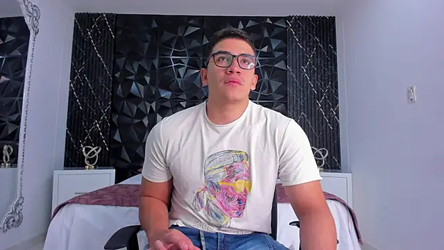 Snapshot of JeffDaltton chatting on 29, 11, 2025 JeffDaltton online show from 29, 11, 2025