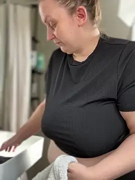 Snapshot of BBW_Nora chatting on 14, 3, 2025 BBW Nora online show from 14, 3, 2025