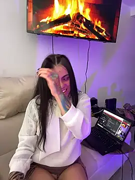 i am nina  online show from 23, 11, 2025