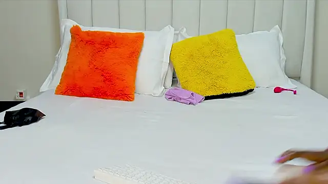 Snapshot of _heavenlysent chatting on 10, 2, 2026 heavenlysent online show from 10, 2, 2026