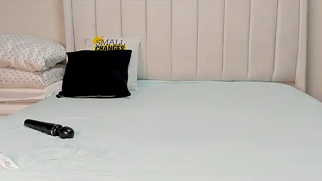 Snapshot of _heavenlysent chatting on 4, 3, 2026 heavenlysent online show from 4, 3, 2026