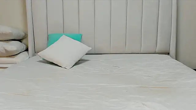 Snapshot of _heavenlysent chatting on 16, 4, 2026 heavenlysent online show from 16, 4, 2026