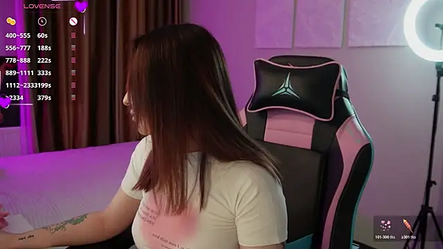 Fiona-Love online show from 19, 4, 2026