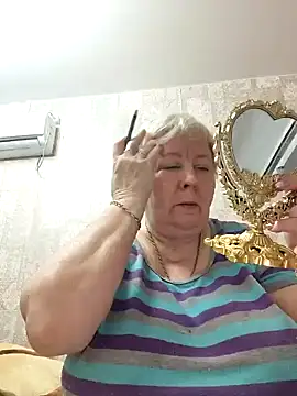 EffectFiona online show from 4, 2, 2025