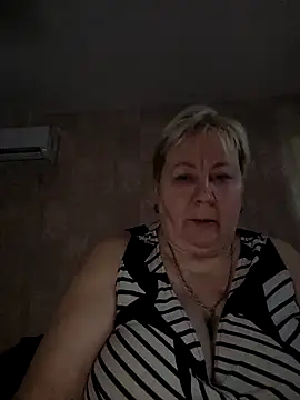 EffectFiona online show from 10, 2, 2025