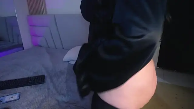 Miss Loise online show from 15, 11, 2025