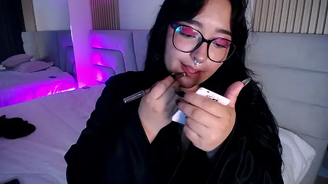 Snapshot of Miss_Loise chatting on 25, 3, 2026 Miss Loise online show from 25, 3, 2026