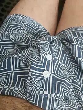 Snapshot of maxxx20202020 chatting on 21, 10, 2025 maxxx20202020 online show from 21, 10, 2025