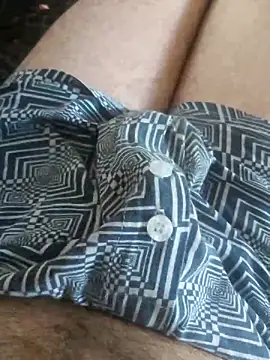 Snapshot of maxxx20202020 chatting on 14, 11, 2025 maxxx20202020 online show from 14, 11, 2025