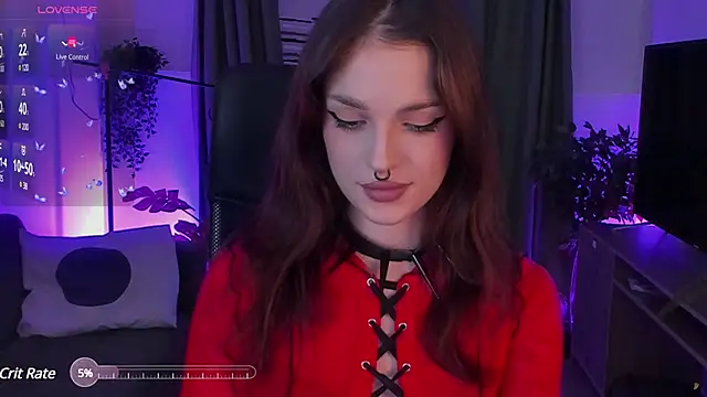 BratzieDarsie online show from 13, 12, 2024