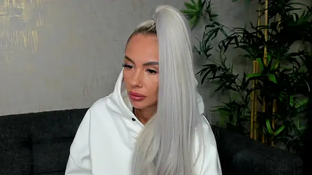 Bailey Rush online show from 17, 2, 2025