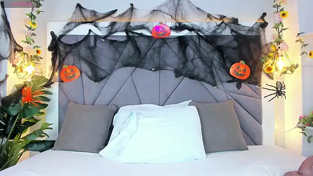 Snapshot of KiarhaTrixie chatting on 5, 11, 2025 KiarhaTrixie online show from 5, 11, 2025