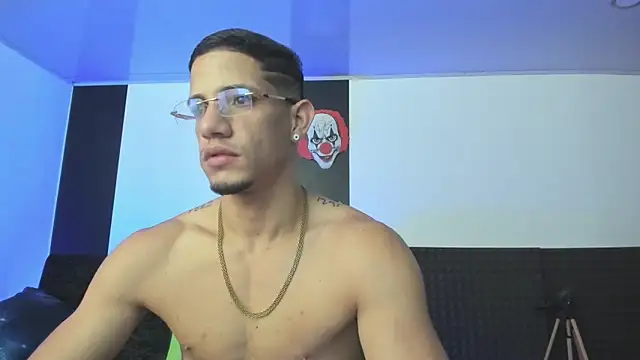 Snapshot of jhonnysnow17 chatting on 26, 1, 2025 jhonnysnow17 online show from 26, 1, 2025