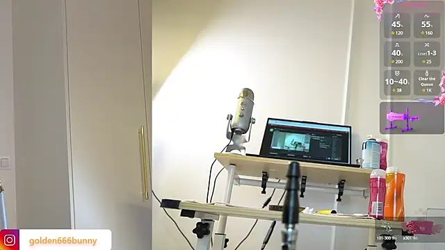 Miss69Ri99 online show from 3, 1, 2025