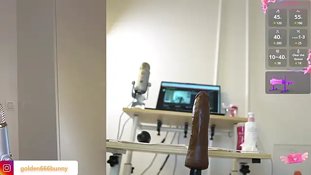 Miss69Ri99 online show from 5, 1, 2025