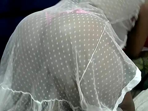 Snapshot of Lelety79 chatting on 12, 9, 2025 Lelety79 online show from 12, 9, 2025