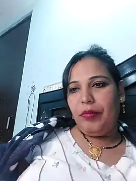 Snapshot of Poojabhabi101 chatting on 18, 12, 2024 Poojabhabi101 online show from 18, 12, 2024