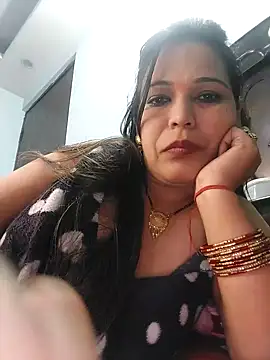 Snapshot of Poojabhabi101 chatting on 24, 12, 2024 Poojabhabi101 online show from 24, 12, 2024