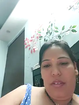Snapshot of Poojabhabi101 chatting on 17, 11, 2025 Poojabhabi101 online show from 17, 11, 2025