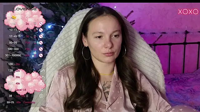 Snapshot of lil_luna_x chatting on 26, 12, 2024 lil luna x online show from 26, 12, 2024