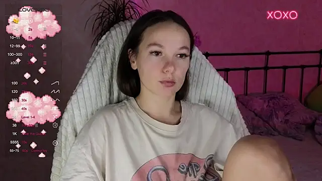 Snapshot of lil_luna_x chatting on 30, 11, 2025 lil luna x online show from 30, 11, 2025