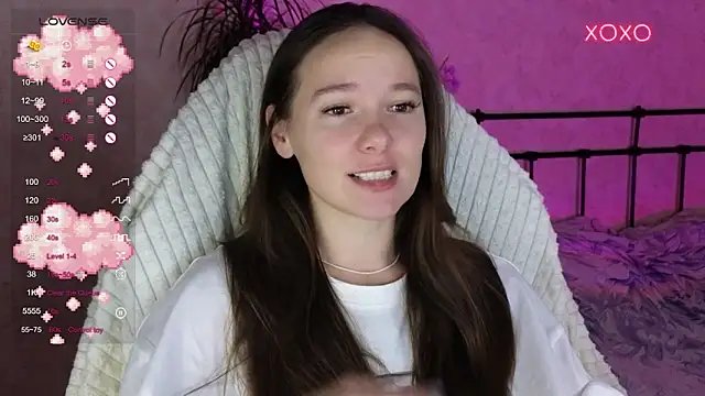 lil luna x online show from 5, 12, 2025