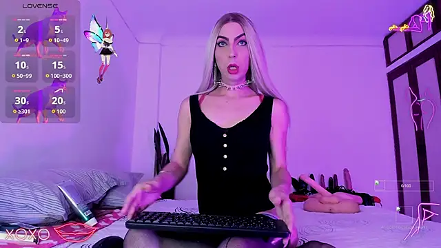 AlejandraDangerGirl online show from 15, 10, 2025