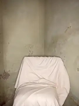 Snapshot of Kidding_Road chatting on 13, 10, 2025 Kidding Road online show from 13, 10, 2025