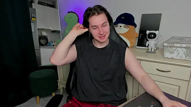 Snapshot of Vincent_Strong chatting on 3, 5, 2026 Vincent Strong online show from 3, 5, 2026