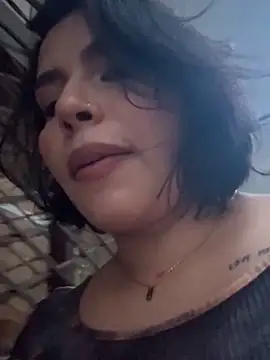 GigiiStone online show from 2, 2, 2025