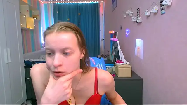   Aphrodita  wow   online show from 18, 2, 2025