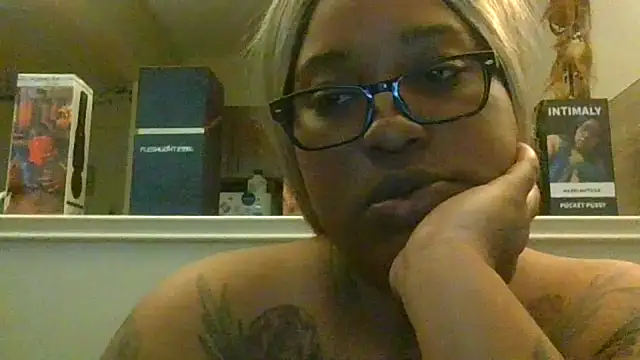 Snapshot of ShaBrimDaPornstar chatting on 22, 12, 2025 ShaBrimDaPornstar online show from 22, 12, 2025