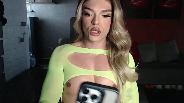 Snapshot of allifit01 chatting on 25, 6, 2026 allifit01 online show from 25, 6, 2026