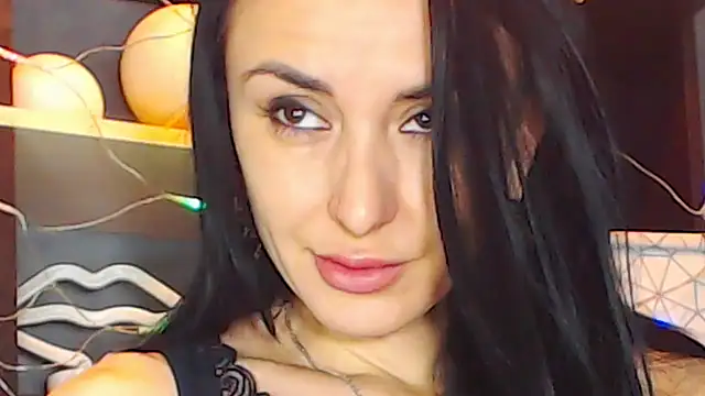 Snapshot of Siaconna chatting on 19, 12, 2024 Siaconna online show from 19, 12, 2024