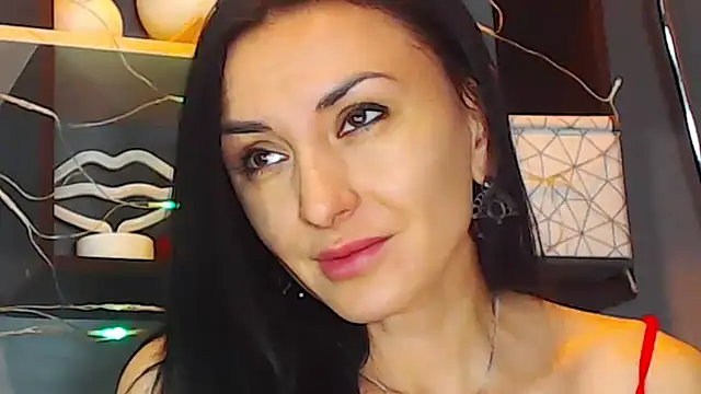 Snapshot of Siaconna chatting on 25, 12, 2024 Siaconna online show from 25, 12, 2024