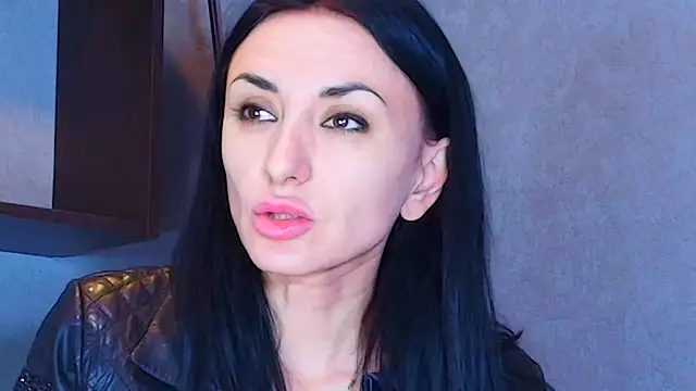 Snapshot of Siaconna chatting on 3, 3, 2025 Siaconna online show from 3, 3, 2025